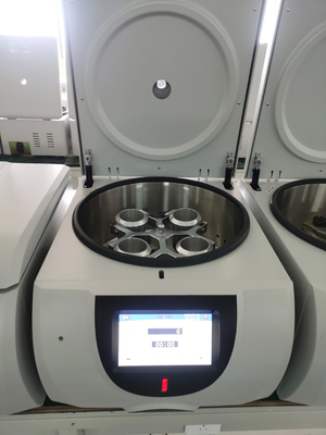 Cence Laboratory Bloedscheider Centrifuge Hematocrit Centrifuge LT53 Met Swing Rotors